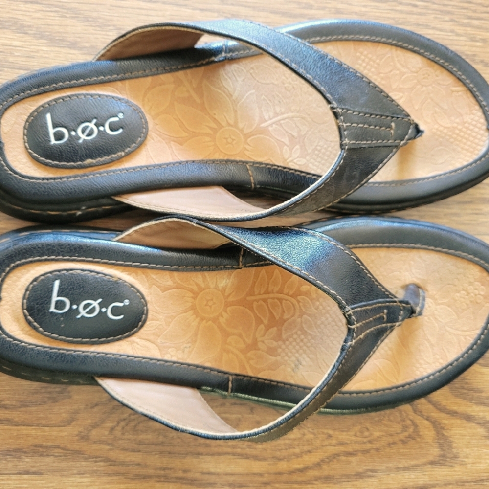 B.O.C. leather sandals